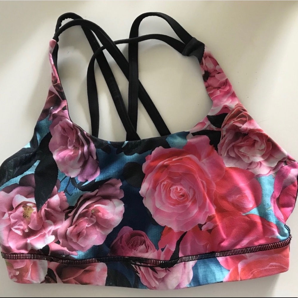 Lululemon sports bra